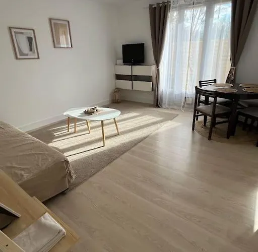 Petite Maison Cosy En Campagne