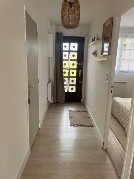 Holiday home Petite Maison Cosy En Campagne Neuilly (Yonne)